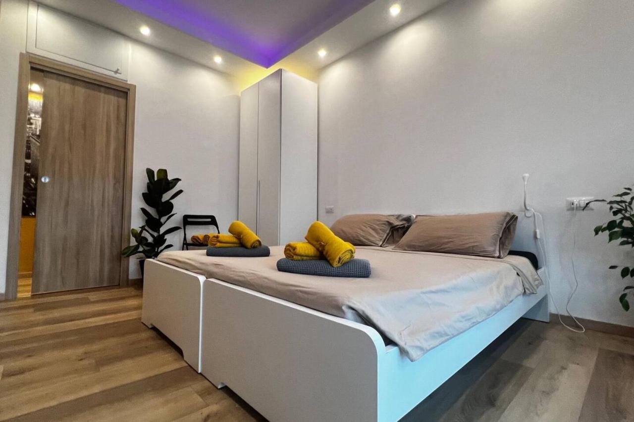 Prestigioso Trilocale Sui Navigli Con A/C & Wi-Fi Daire Milano Dış mekan fotoğraf